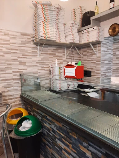 Pizzeria Italia Uno photo 5